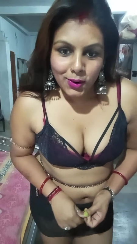 Youtuber Madumitha mandal 62