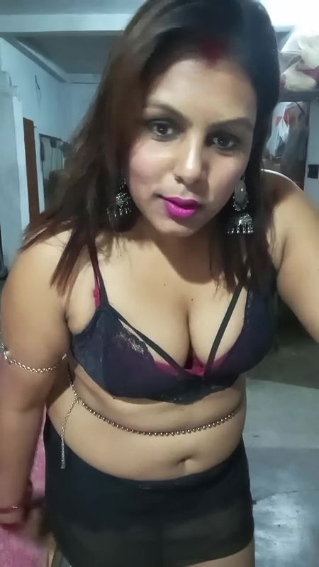 Youtuber Madumitha mandal 62