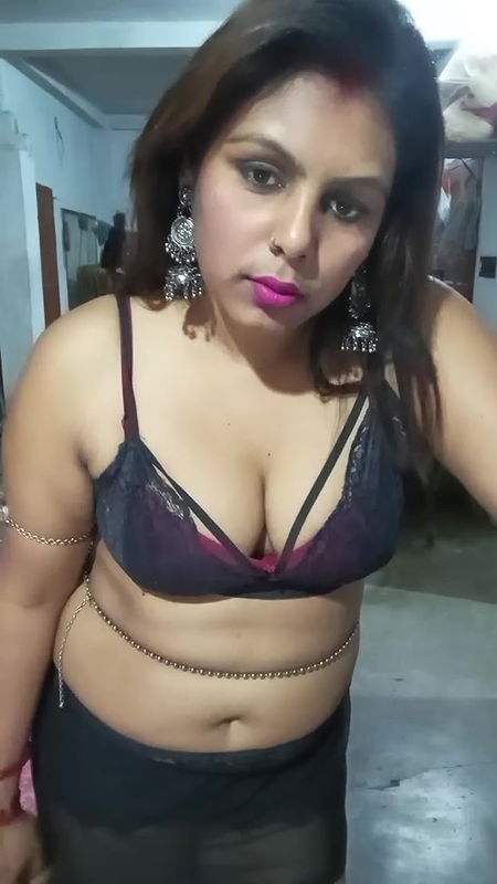 Youtuber Madumitha mandal 62