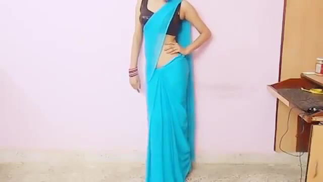 low waist saree naveel show