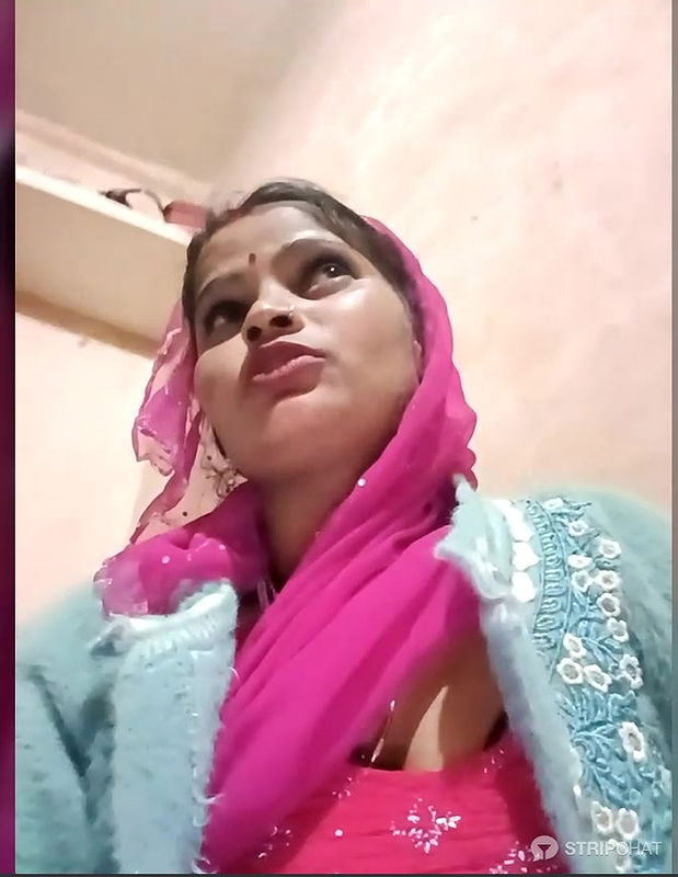 Rubi12A-stripchat-ticket-show