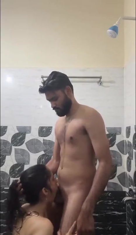 Part 3. Desi Girl Romance with Her Boyfriend in Bathroom
