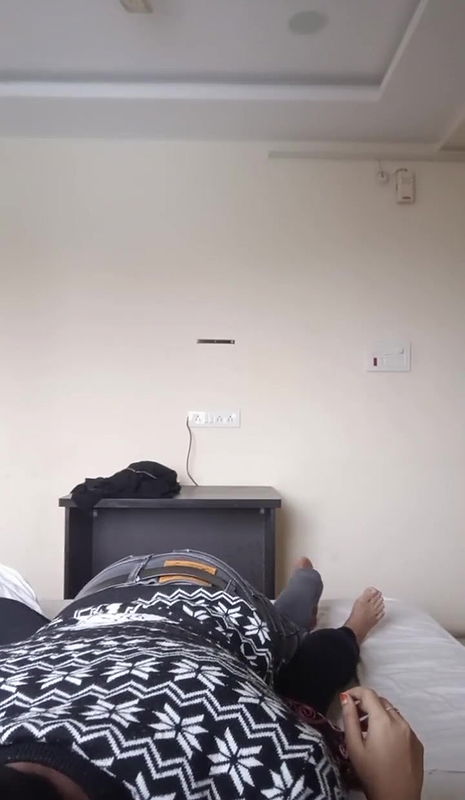 Indian Desi Girl Sex with Her College Friend