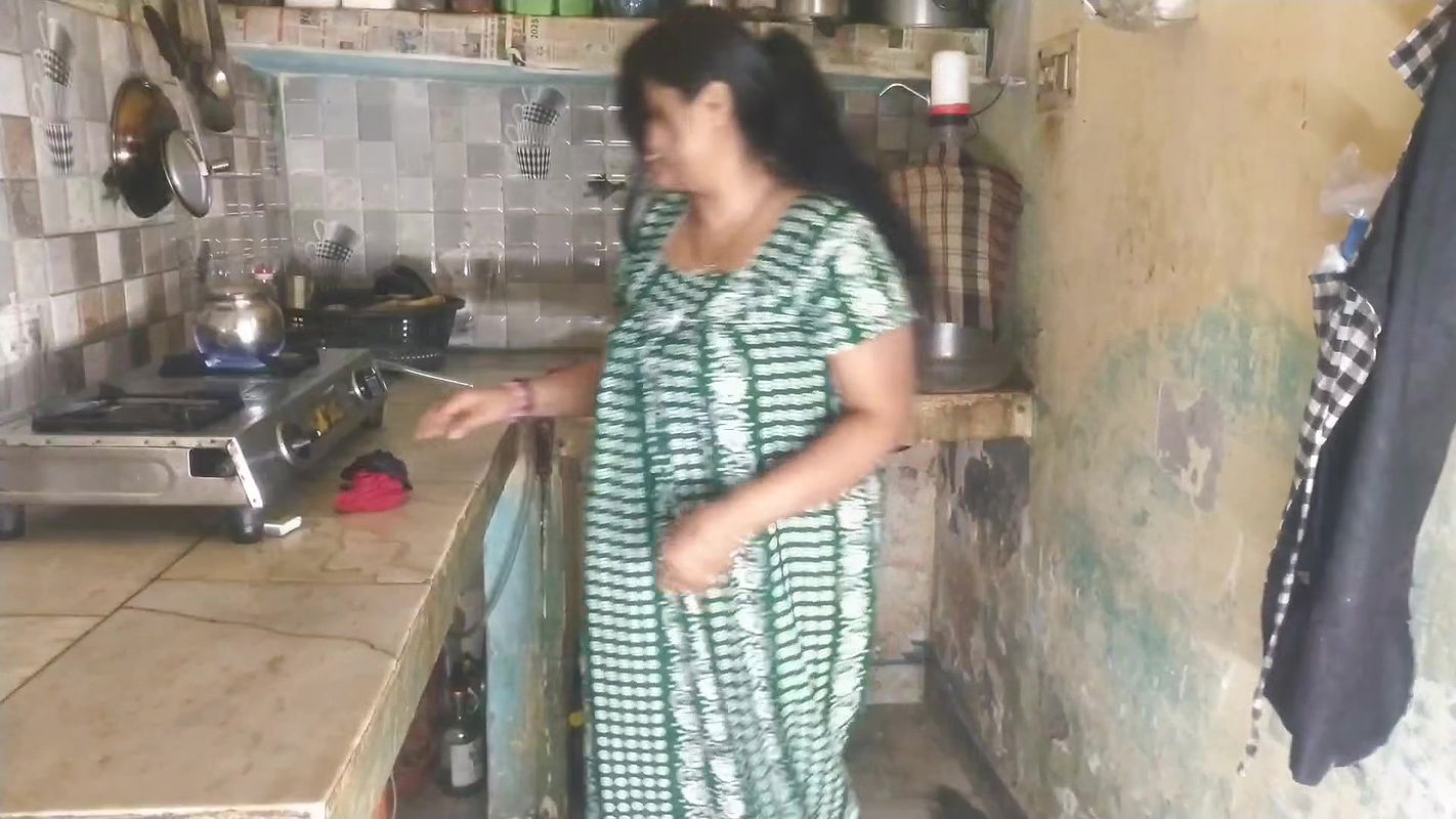 Huge Tits Desi Sisters Boobs Press & Open Mouth Ahegao in Saree Indian Homemade Big Boobs 2026