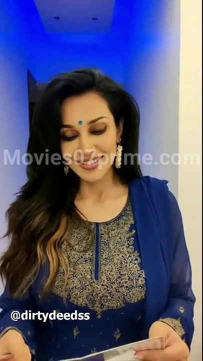 FLORA SAINI – 5TH MAY