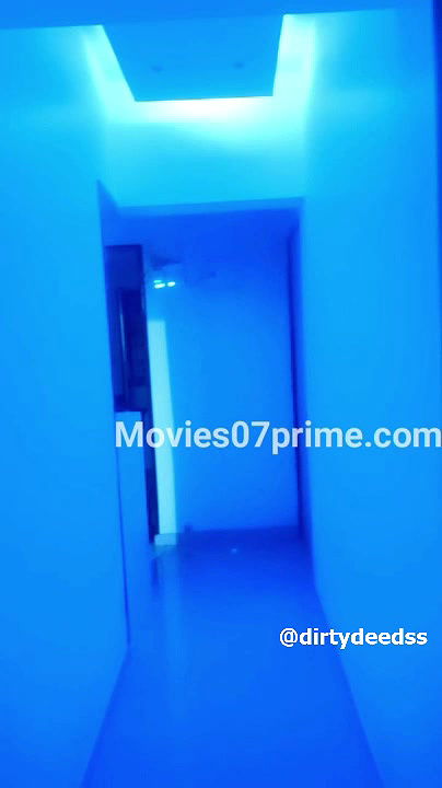 FLORA SAINI – BIKINI LIVE 1