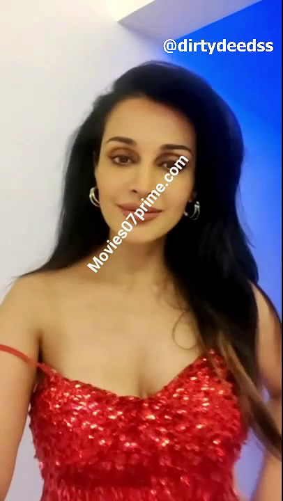 FLORA SAINI – BOLLYWOOD MASALA