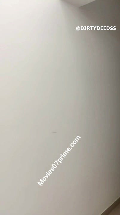 PARTY LIVE – FLORA SAINI