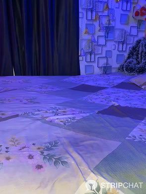 Hot_royalbhabhi-stripchat-ticket-show