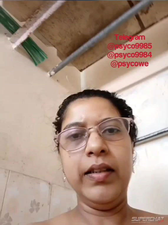 thanusi_2-stripchat-ticket-show