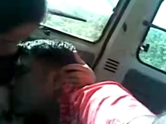 srilankan gf fucked in car
