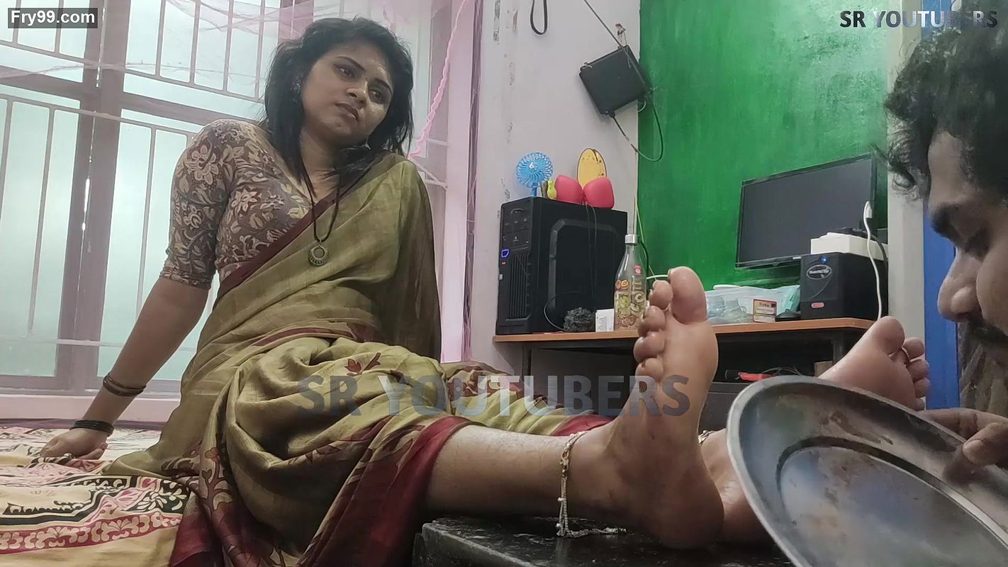 Chocolate Licking From Feet