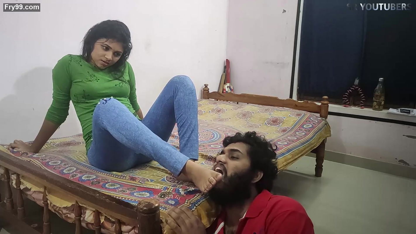 Face Trample And Face Sitting