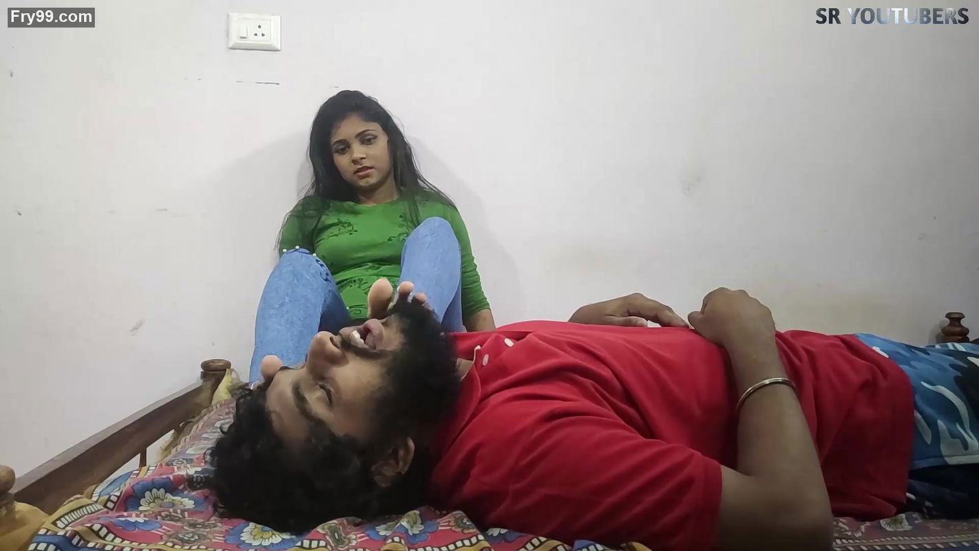 Face Trample And Face Sitting