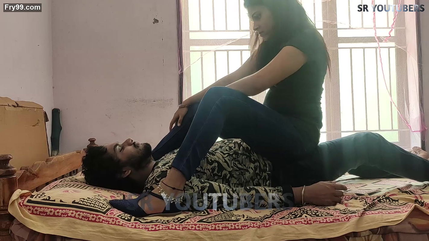 Face Trampling And Sitting On Body