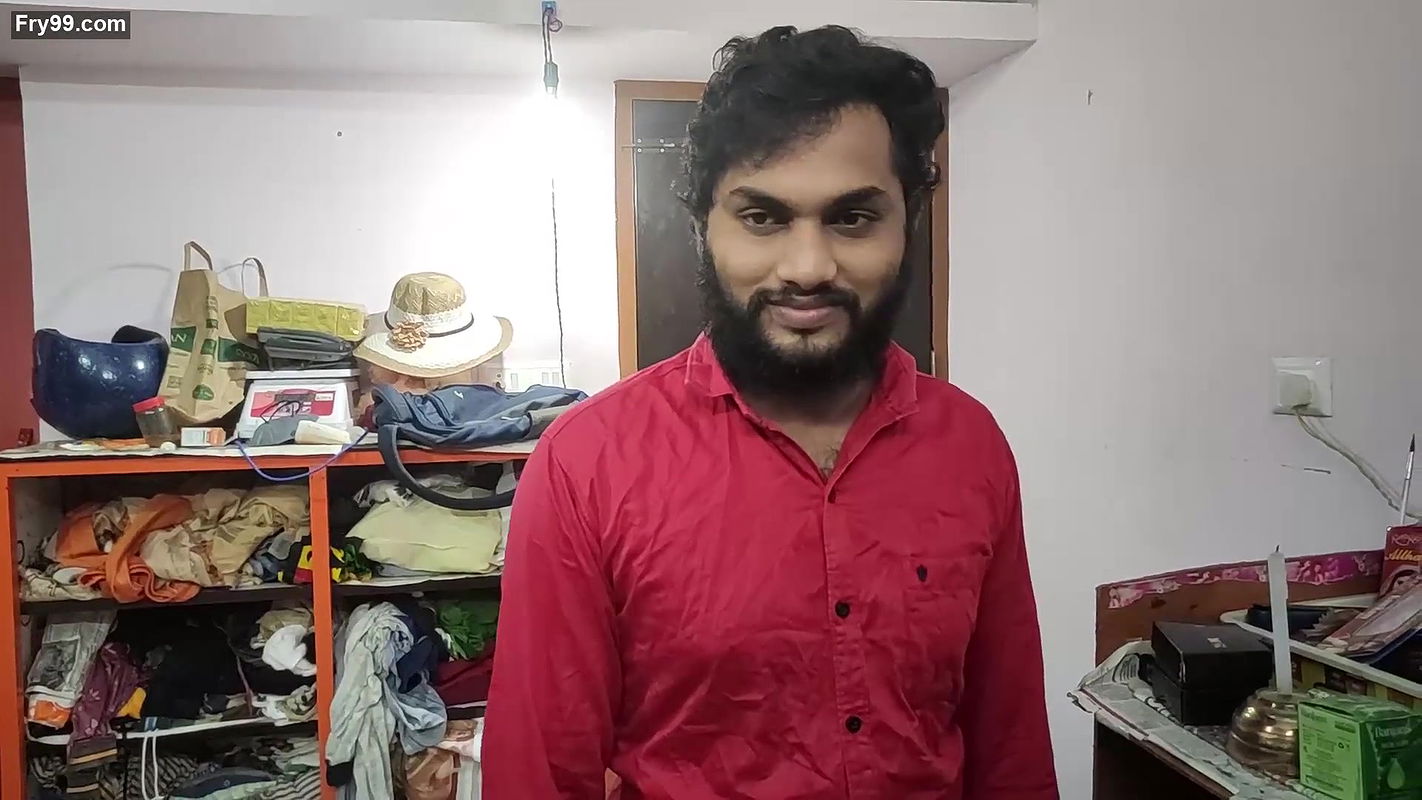 Vaishnavi – Water Drinking From Feet With Alta