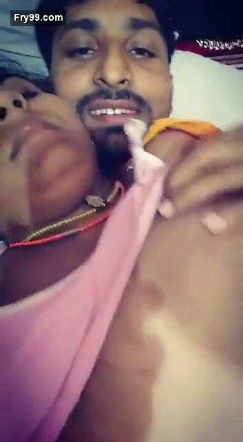 Desi Aunty Horny Play with Lover at Home