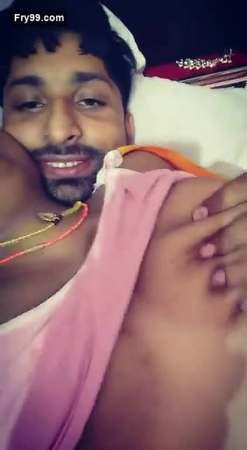 Desi Aunty Horny Play with Lover at Home
