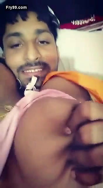 Desi Aunty Horny Play with Lover at Home