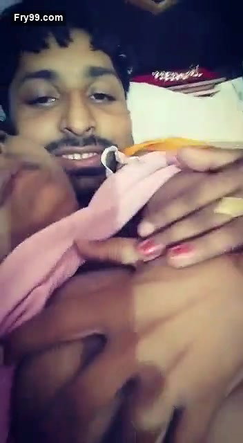 Desi Aunty Horny Play with Lover at Home