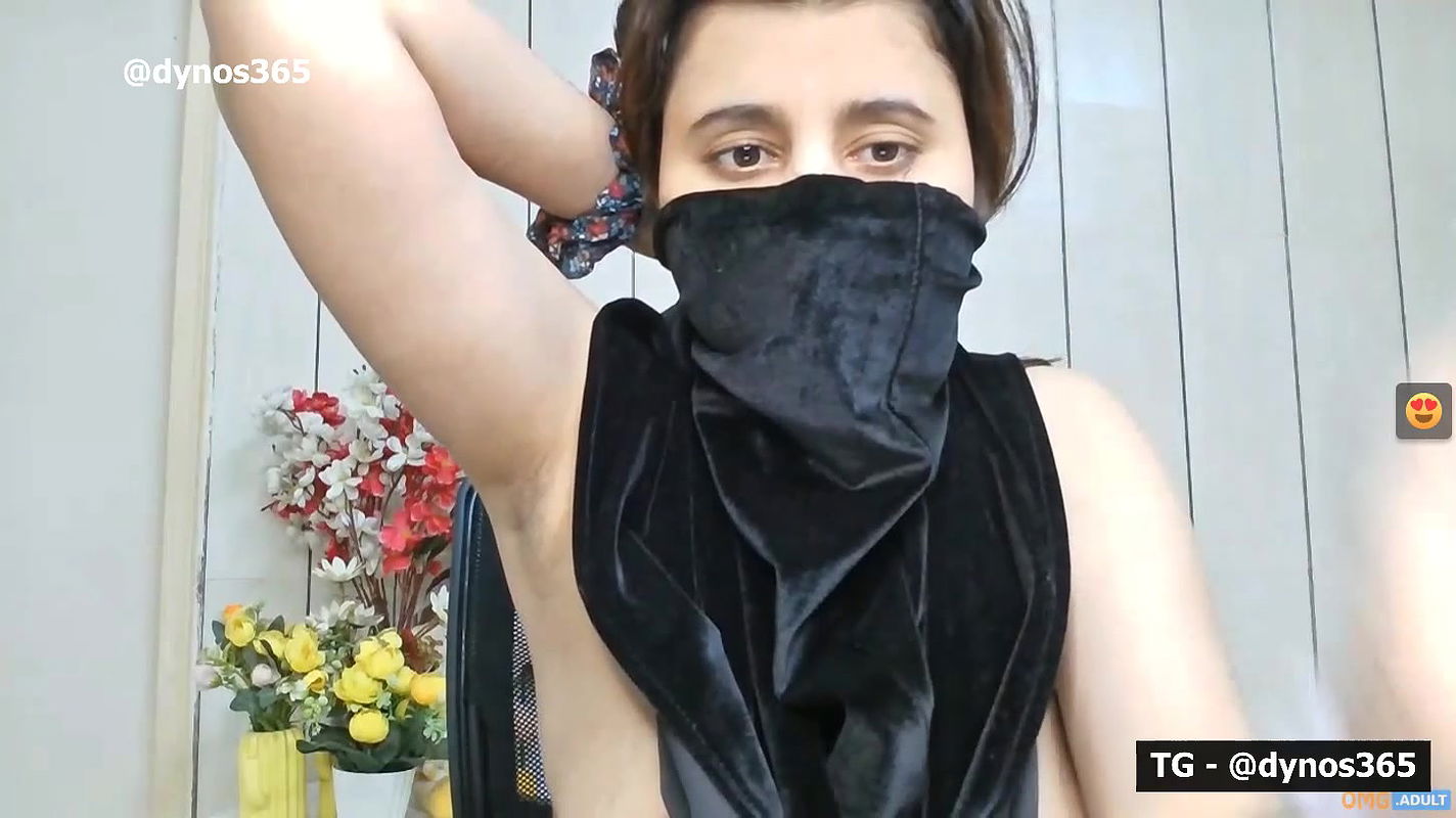 savya1-stripchat-ticket-show