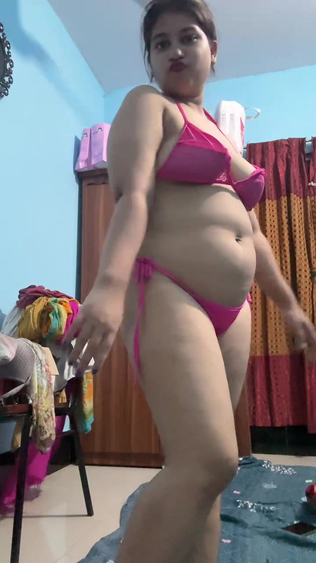 Bengali Chubby Mal Shaving Pussy 88