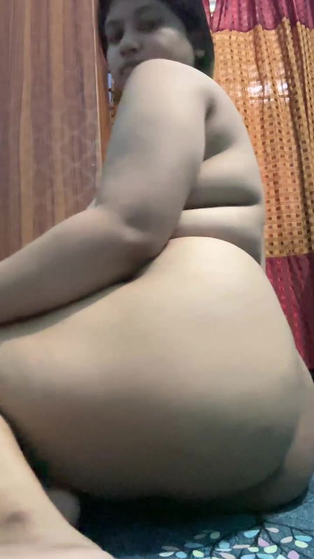 Bengali Chubby Mal Shaving Pussy 13