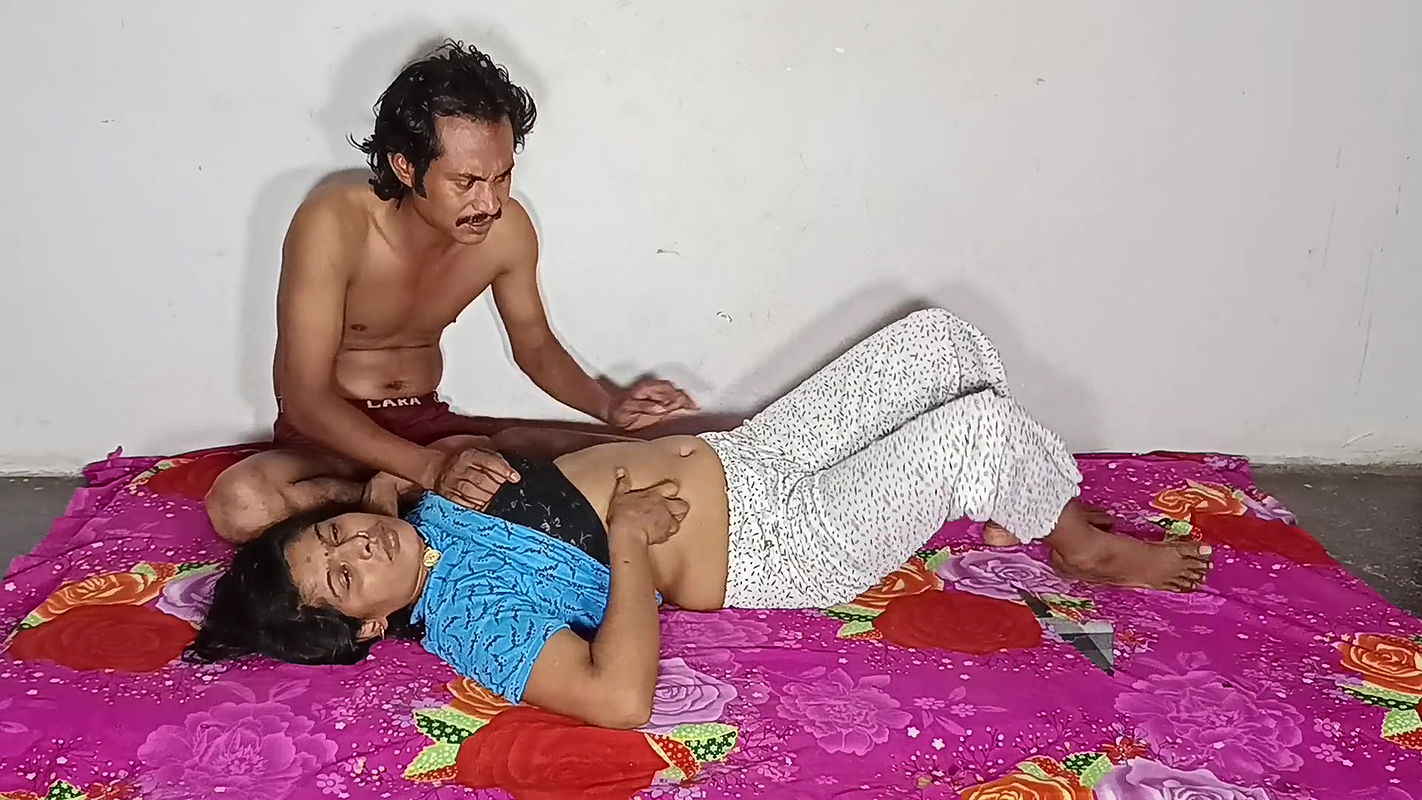 Steamy Desi Indian MILF Sex! Hot Hindu Wife Homemade Sex