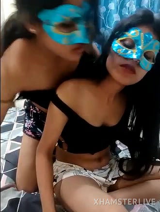 Tannu_Tanyaa-stripchat-ticket-show