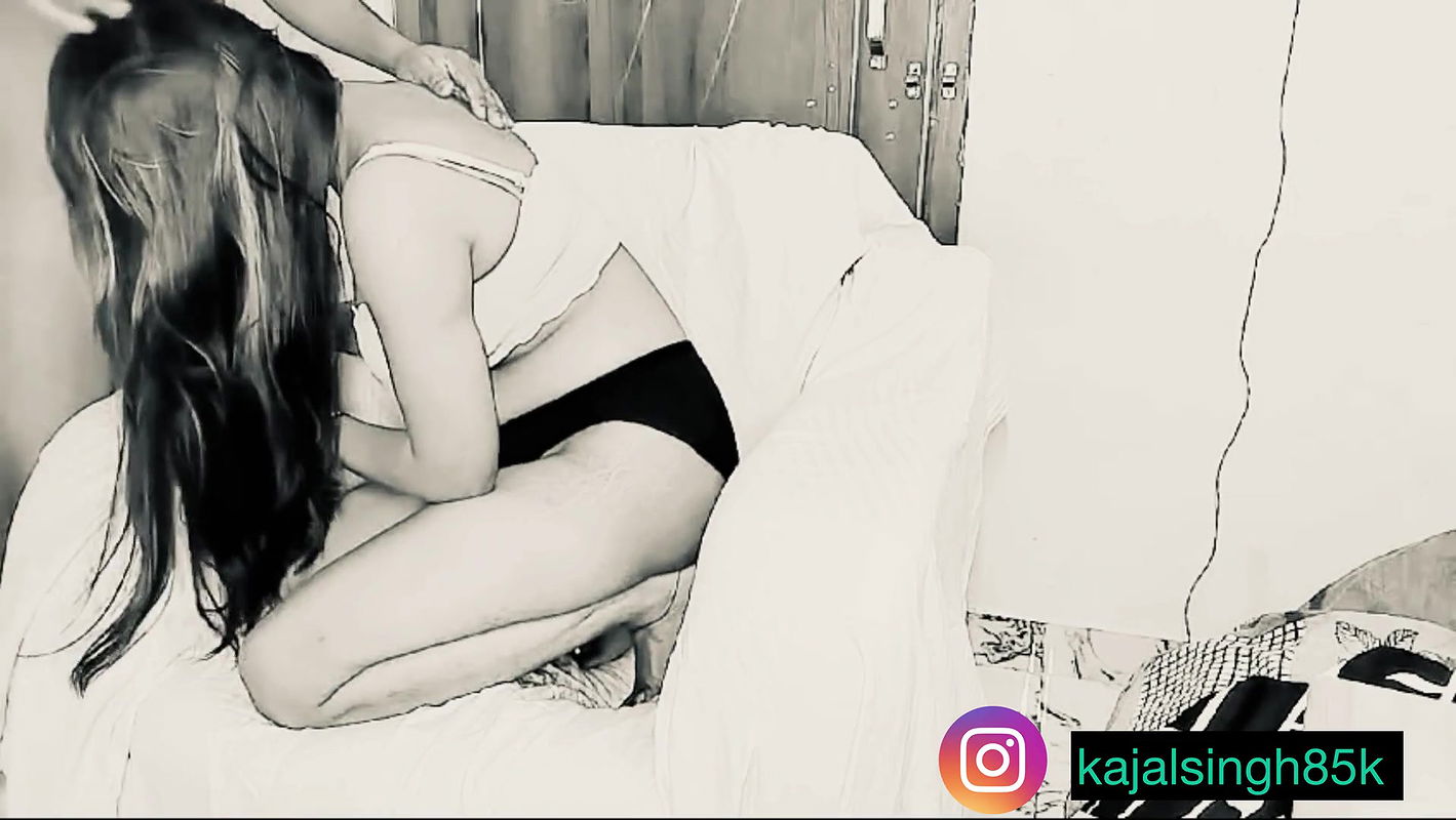 Kajal Singh Juicy Neighbor Bhabhi