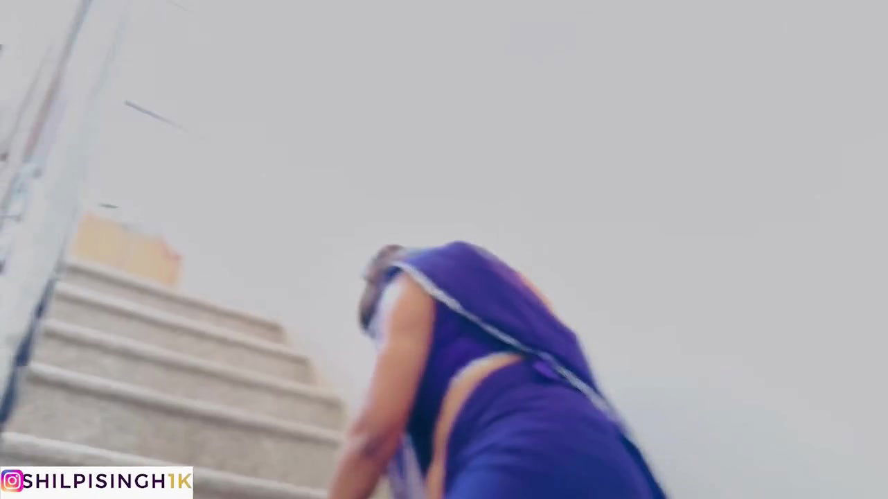 Husband Wife Sex Video on the Stairs of the House Hardcore with Hindi Voice