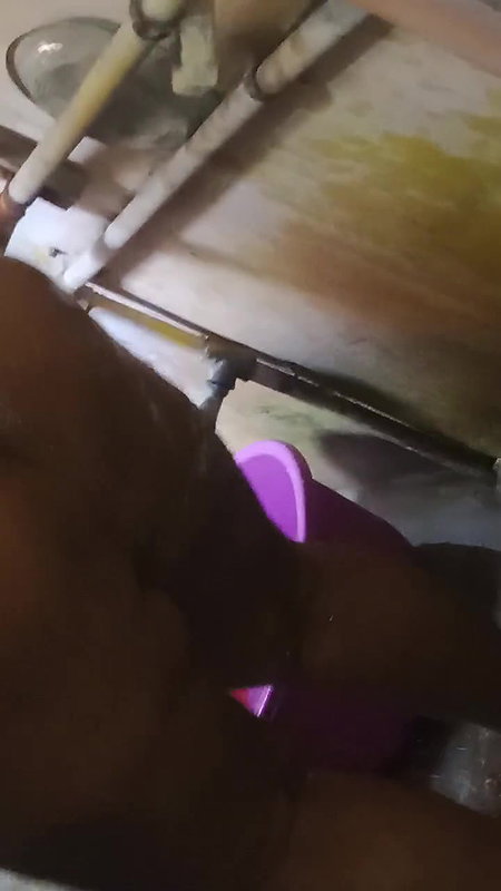 Tamil Girl Was Taking Bath in My Stepmother’s Bathroom and I Secretly Took a Video