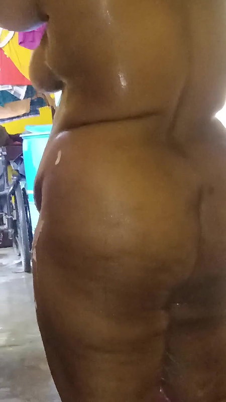 Tamil Girl Was Taking Bath in My Stepmother’s Bathroom and I Secretly Took a Video