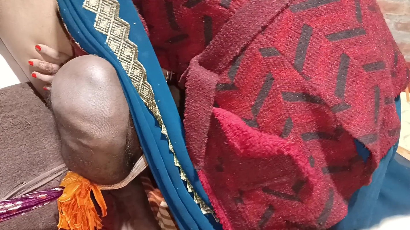 Stepsister-in-law Tied Her Stepbrother-in-law and Released Him with Her Hands