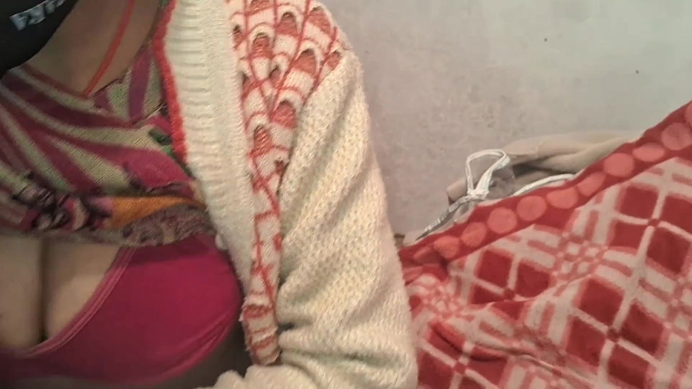 Indian desi housewife Rani Bhabhi fucked in the ass and fucked an Indian college girl