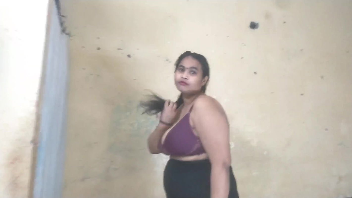 Horny Photographer Fucks Hot Desi Model Hard in Doggy During Private Shoot