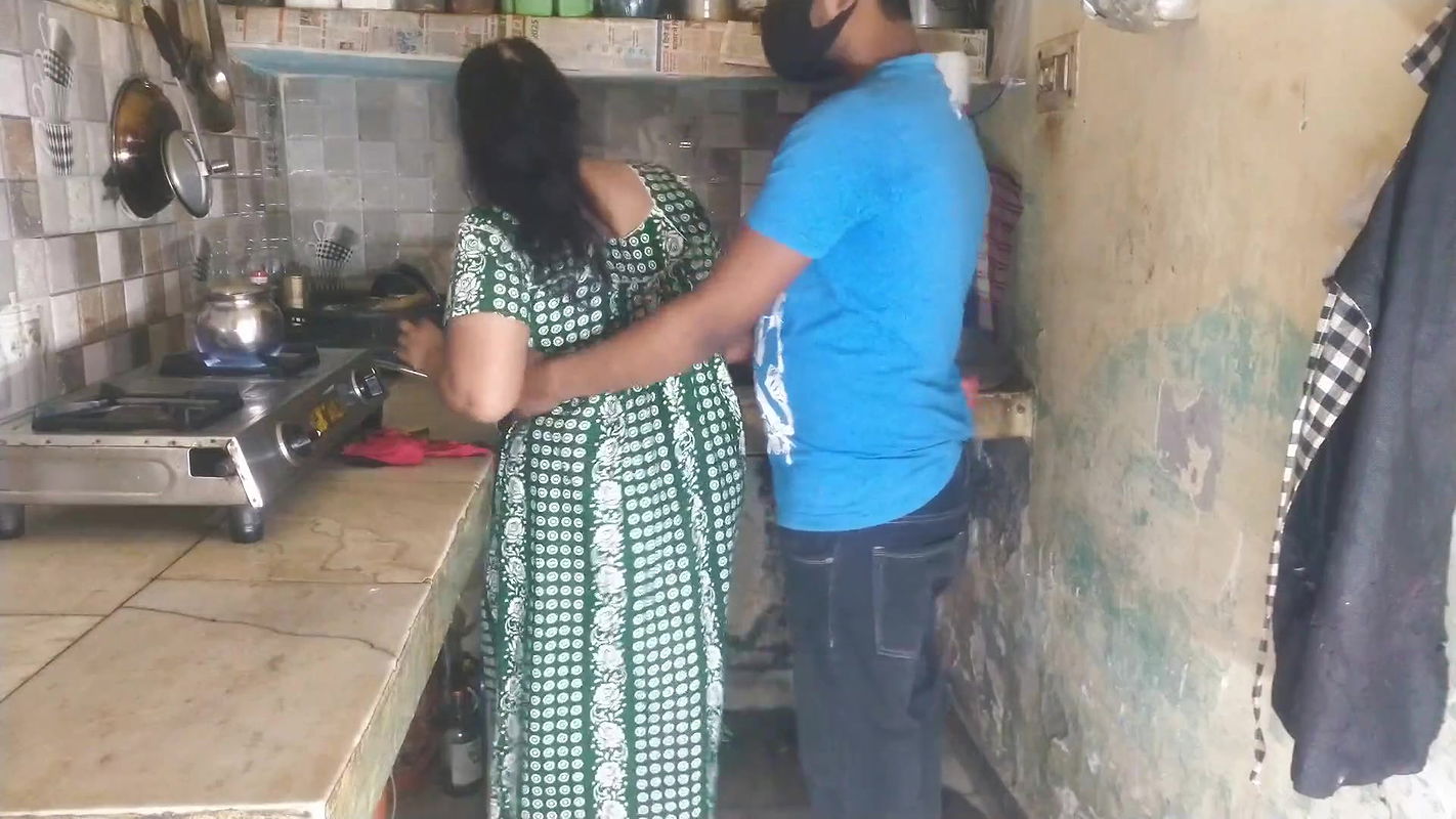 Desi Bhabhi Big Boobs Cleavage Tease in Kitchen Hot Indian Village Girls Exposed