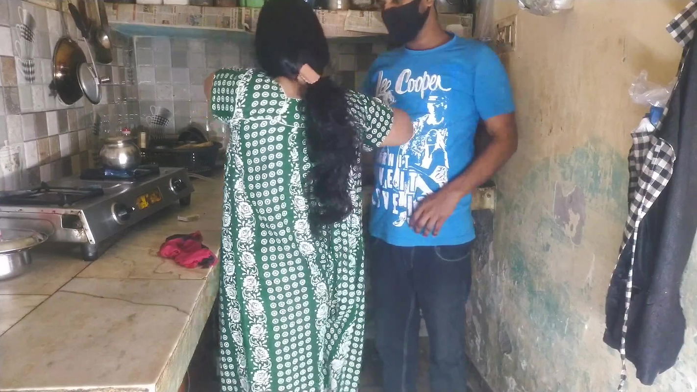 Desi Bhabhi Big Boobs Cleavage Tease in Kitchen Hot Indian Village Girls Exposed