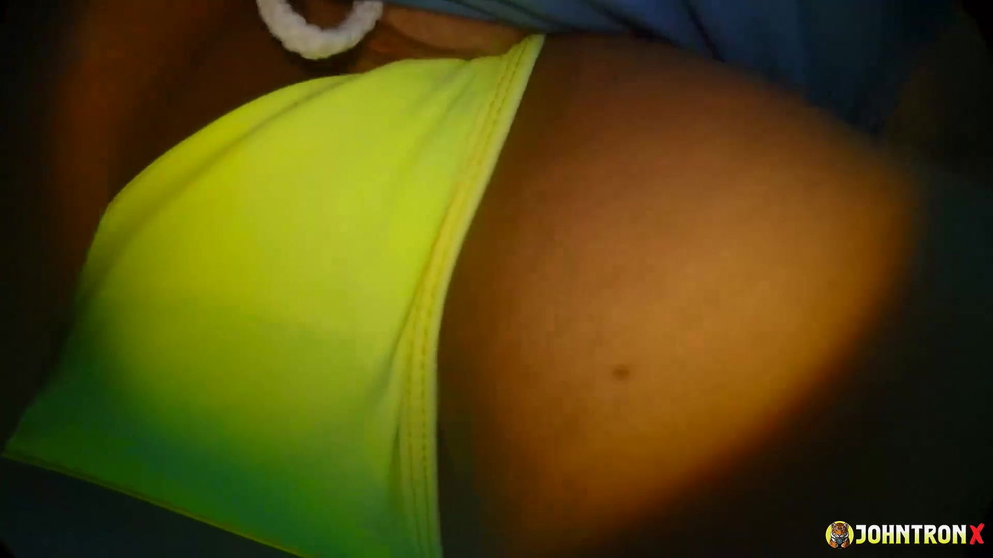 Sensational Pool Fuck with a Sensational Amateur Asian Girl