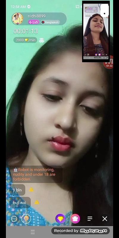 nidhi8899