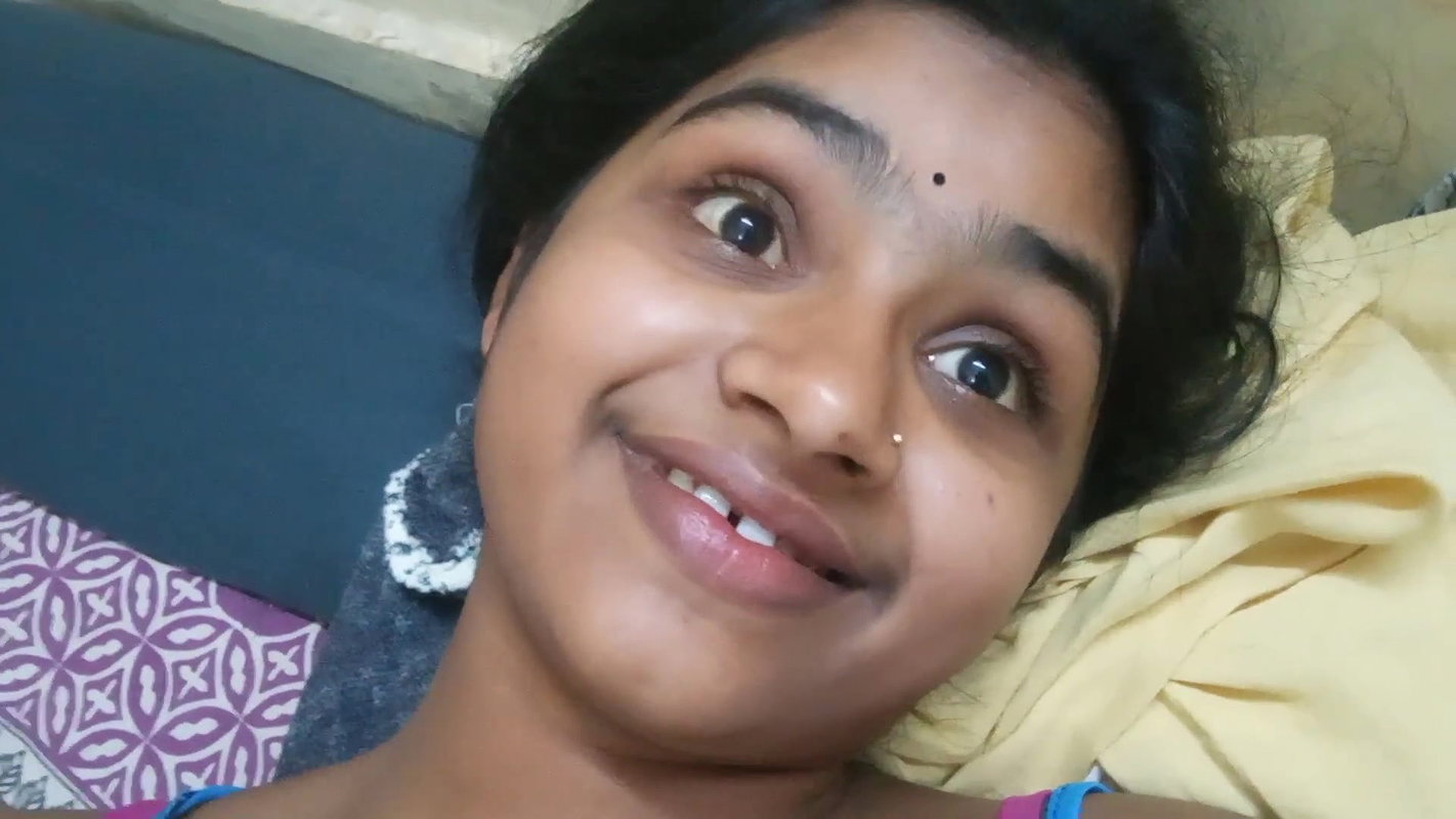 Caught My Step-sister Masturbating to Porn at Midnight – Joined & Fucked Her Deep, Relieved Her Heat Completely, Cum on Face