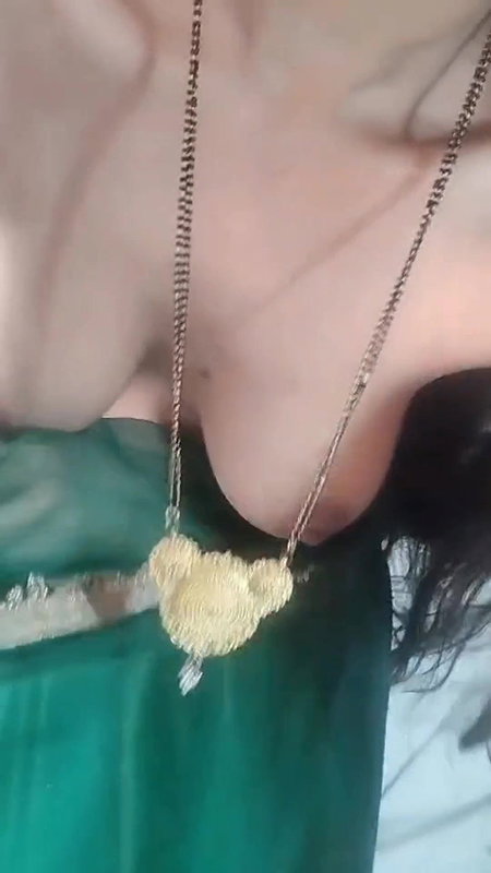 Desi Wife Shari Strip Solo