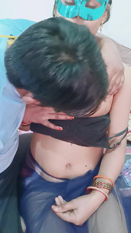Devar Bhabhi Nevel Licking and Boobs Sucking Full Hard Show