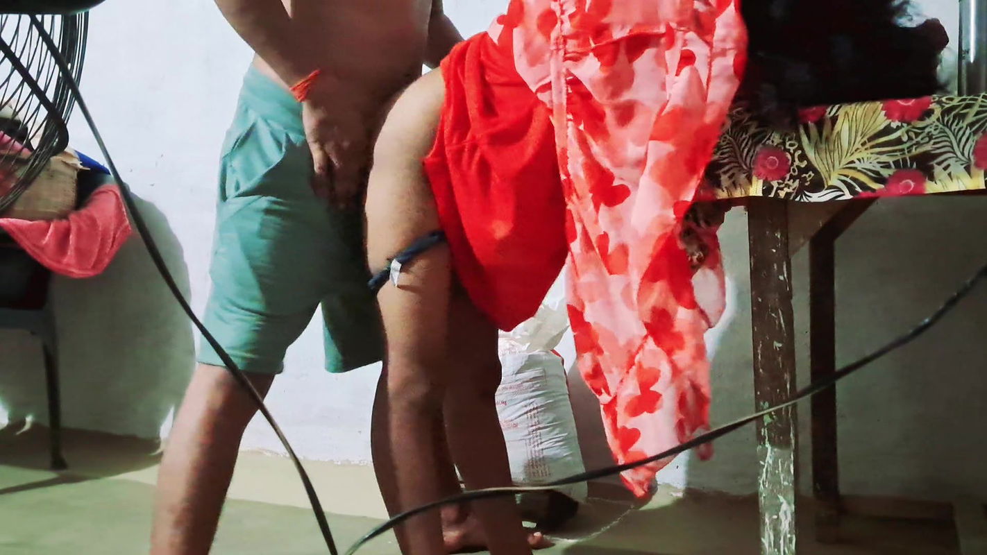 Indian Beautyful Newly Married Hot Wife Fucked Her Husband Real Sex Video Porn Videos