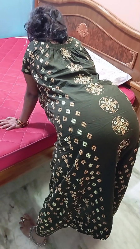 Indian Bhabi Nighty Remove and Bigass Bigboobs Show