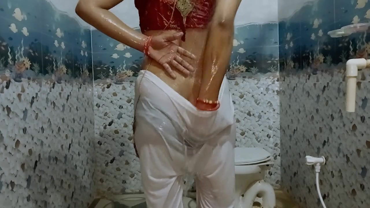 Indian Stepmom Bathing in Open White Legis Make Me Feel Better