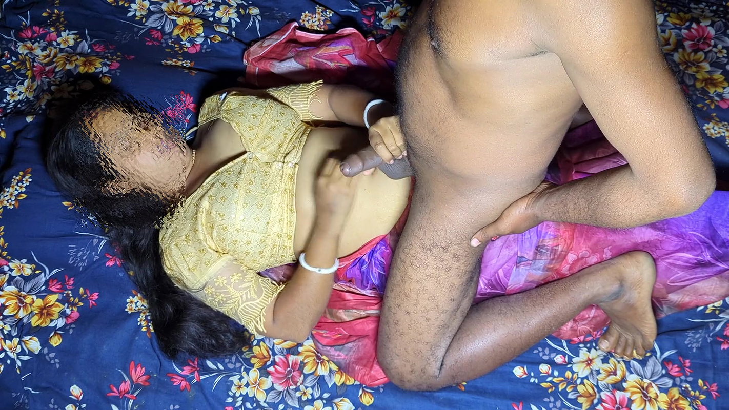 Real Bangali Boudi Cheating Her Husband Fucking with Devor