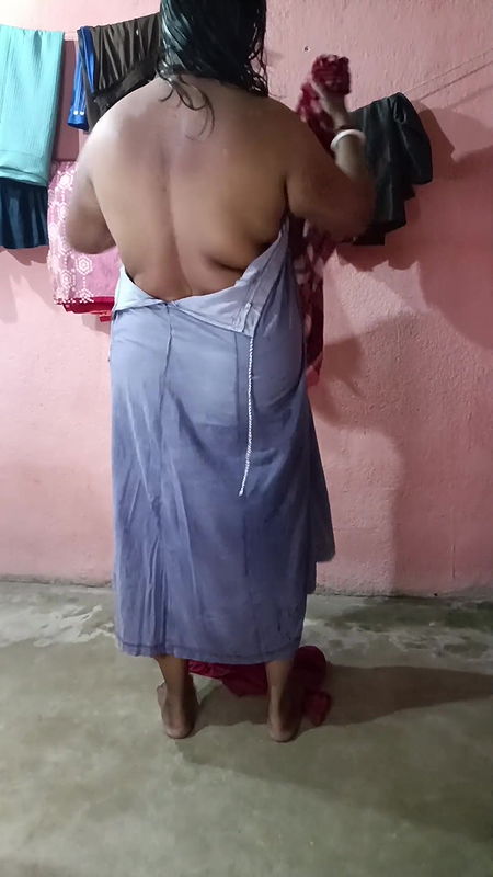 Saree Dropping After Bath Sfw 2