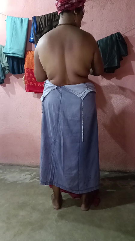 Saree Dropping After Bath Sfw 2