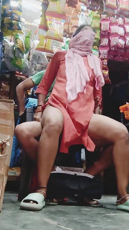 Simran Fucks the Shopkeeper